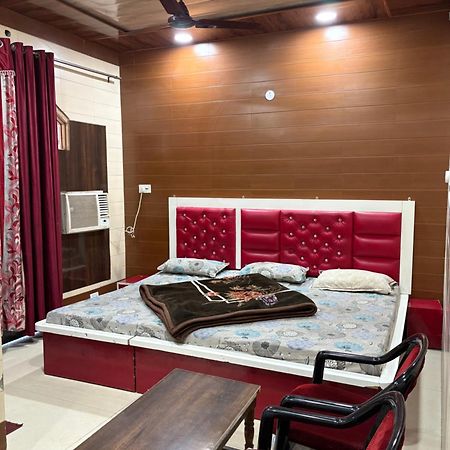 Dream Land Hotel 贾姆穆 外观 照片